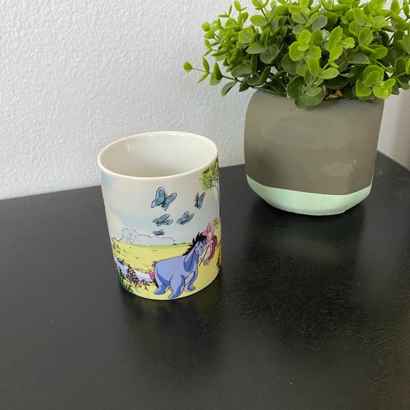Disney Winnie the Pooh Ceramic Mug - Picture 2 of 5